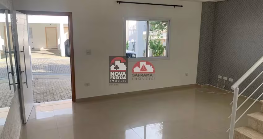Casa Sobrado Condomínio em Taubaté