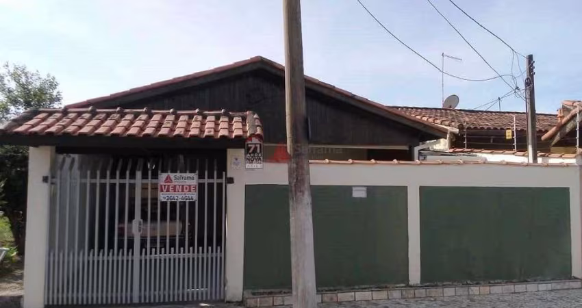 Casa Padrão em Pindamonhangaba