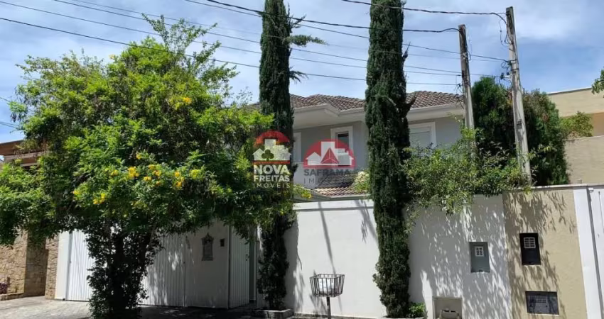 Casa Sobrado Padrão em São José dos Campos