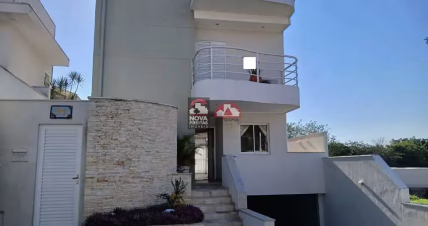 Casa Sobrado Condomínio em São José dos Campos