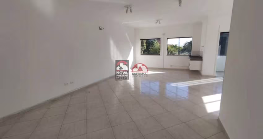 Sala Comercial para Locação no Edifício Beatriz - Bairro Campo Alegre