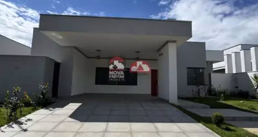 Casa à Venda no Colonial Village II