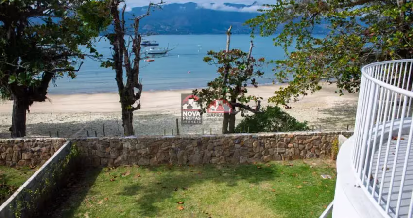 Mansão pé na areia em condomínio na praia das cigarras em são sebastião