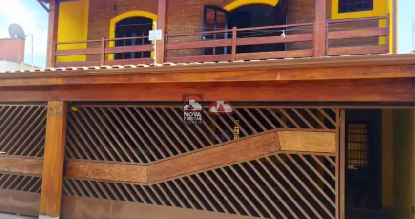 Casa com 4 quartos à venda na Rua Francisco de Oliveira Penteado, 984, Vila Rica, Pindamonhangaba