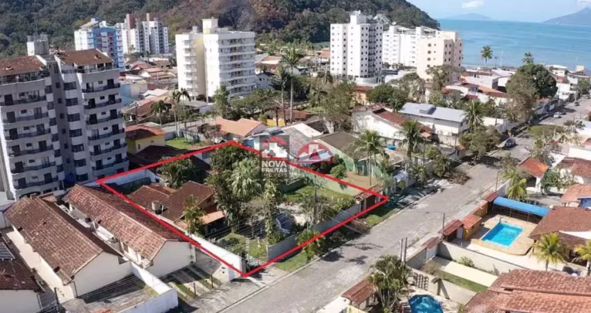 Casa com 3 quartos à venda na Rua Vítor Meirelles, 242, Martim de Sá, Caraguatatuba