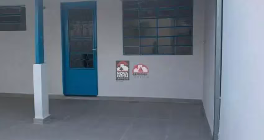 Casa com 2 quartos para alugar na Rua Redenção da Serra, Fundos, 48, Vila Nova Conceição, São José dos Campos