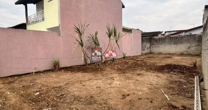 Terreno à venda na Rua Mariana Oliveira de Almeida, ao lado do 346, s/n, Residencial Parque das Palmeiras, Pindamonhangaba
