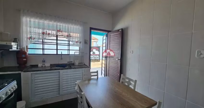 Casa com 2 quartos à venda na Rua Pirajuí, 280, Travessão, Caraguatatuba