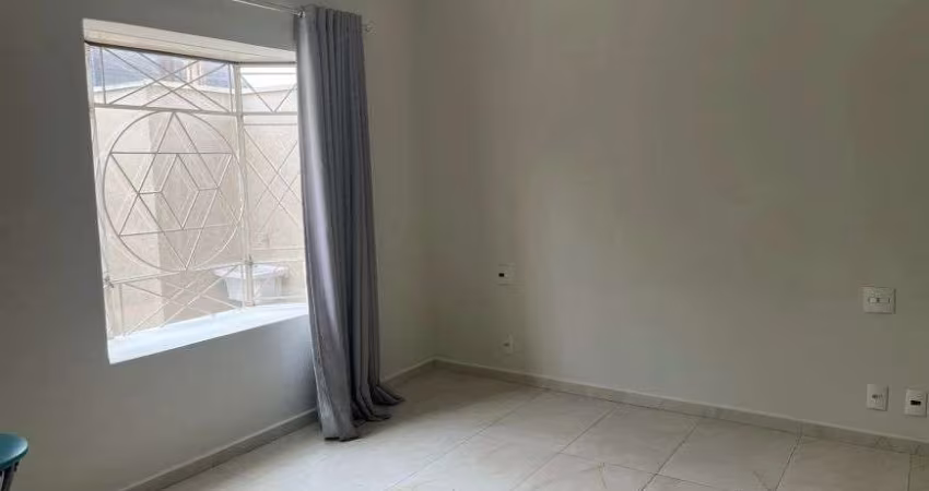 Sala Comercial Climatizada com banheiro privativo!!