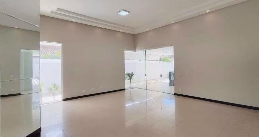 Casa Térrea no Damha 3 com 4 Suítes, Varanda Gourmet e Piscina