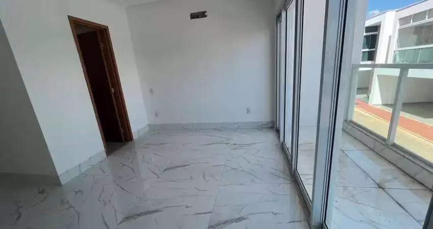 Condomínio gran poeme  pertinho do flamboyant   154m2 de construção  142m2 de lote  41 m2 de quintal  4 suítes plenas  02 vagas de garagem  escaninho  preparação de aquecimento solar  toda no porcelan