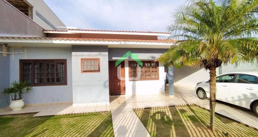 Casa em Pacaembu  -  Cascavel