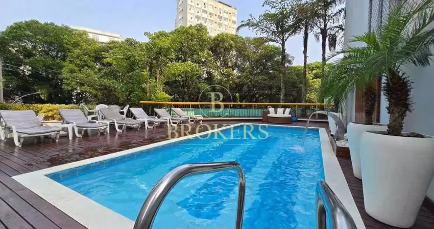 Cobertura a venda  no Leblon, Rio de Janeiro, varanda, com 2 quartos, suíte, 2 vagas. Prédio com in