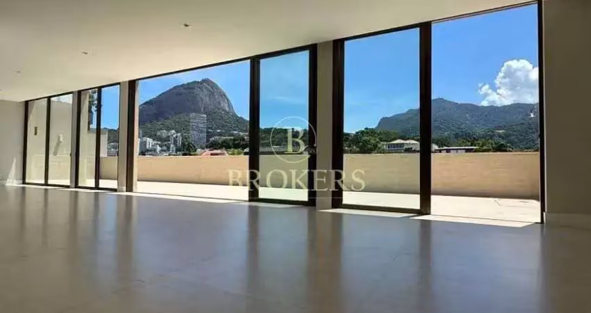 Cobertura linear de 460m² no Leblon, 4 suítes, vista para o verde, varandas, escritório, brinquedot