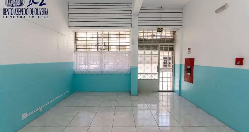 Loja térrea frontal para locação na Cidade Baixa
