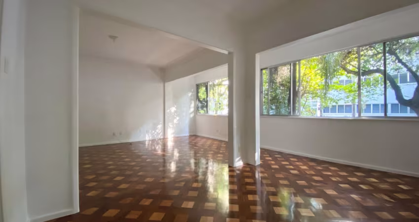 Coração do Bairro Rua Cupertino Durão 3 Qtos 1 Suíte Dep. e Vaga