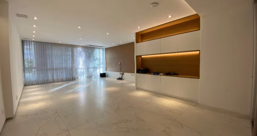 Lindo apartamento na Rua Jerônimo Monteiro