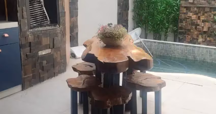 Sobrado 2 dormitórios 2 suites 2 vagas  com ar codicionado com piscina