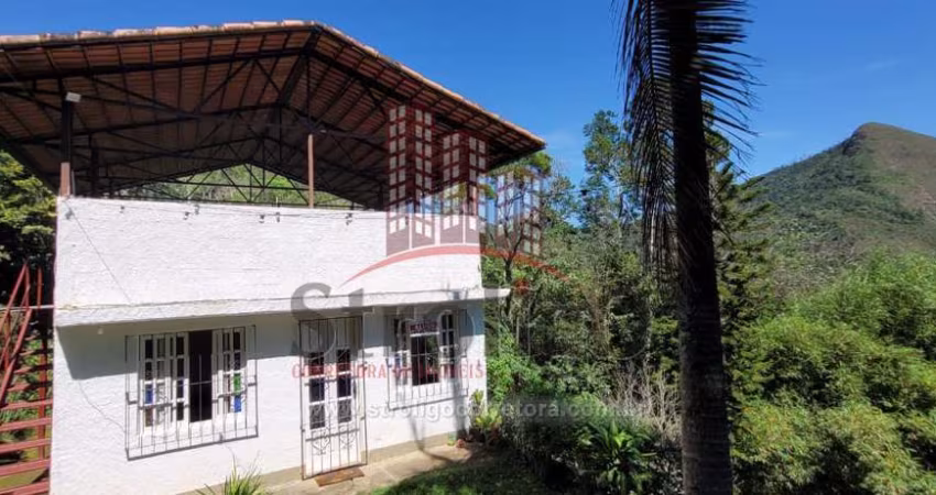 C474 Casa com vista deslumbrante, Cascatinha- Nova Friburgo-RJ