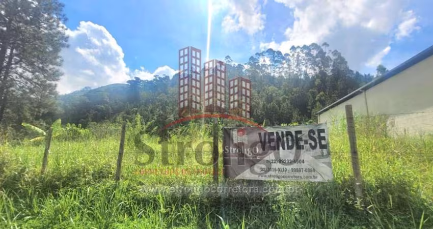 T131 Terreno comercial medindo 588 m² plano com ótima localização, Córrego Dantas, Nova Friburgo-J