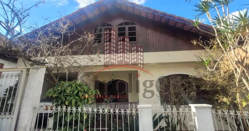 C502 Casa excelente localização no Centro, Nova Friburgo-RJ