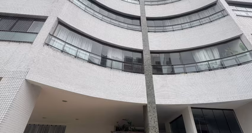 Excelente oportunidade para quem quer morar em um 3 suítes no Horto Florestal
