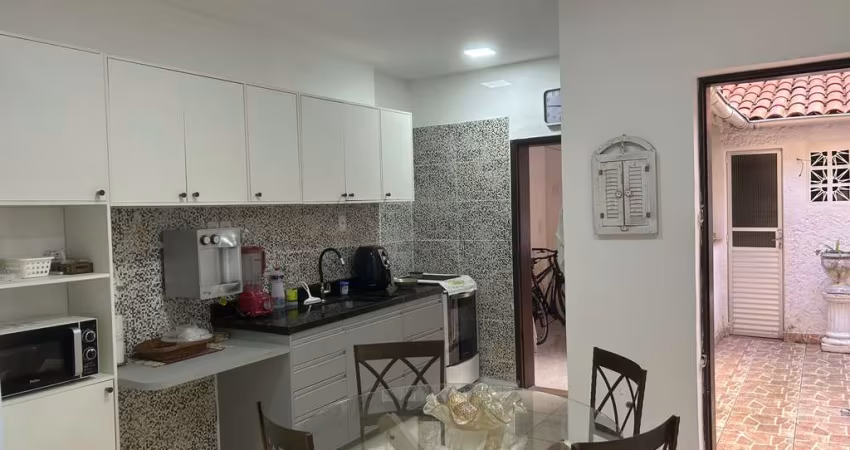 Casa com 3 quartos para alugar no Canela, Salvador 