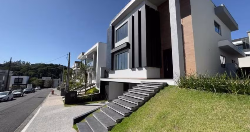 Casa em condomínio fechado com 4 quartos à venda no Itoupava Central, Blumenau 