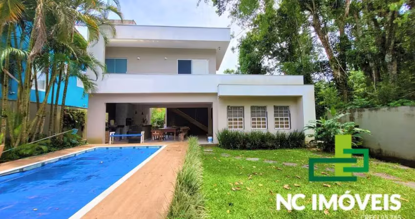 Locação por temporada | ampla casa no condomínio mar verde.
