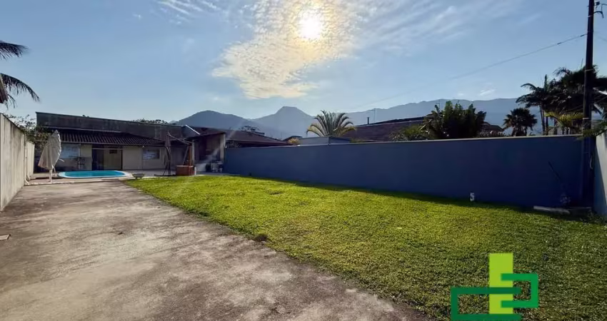 Casa em condomínio fechado com 2 quartos à venda no Mar Verde, Caraguatatuba 
