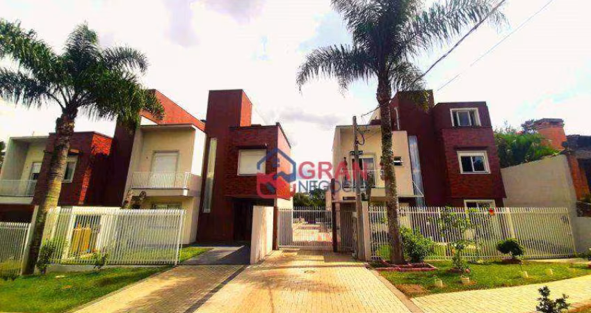 Amplo triplex condomínio fechado