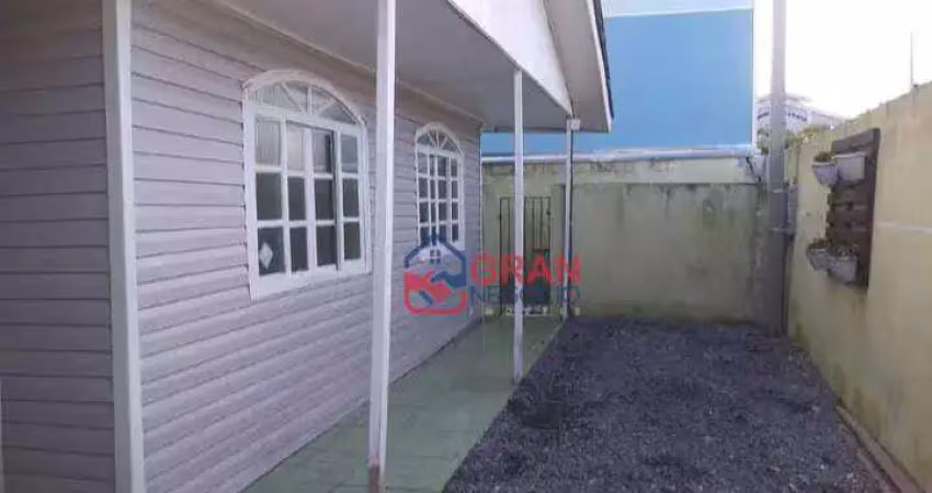 Casa com 2 quartos na borda do campo - são josé dos pinhais/pr