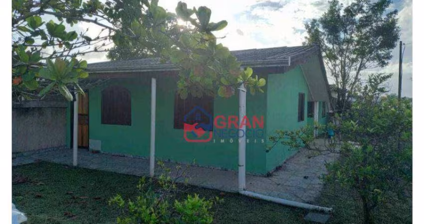 Casa de esquina + meia agua à venda em Coroados - Guaratuba