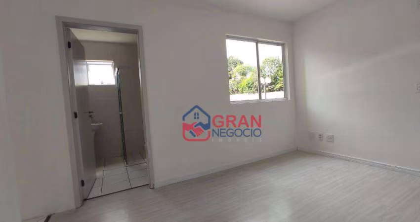 Apartamento Térreo em Colombo