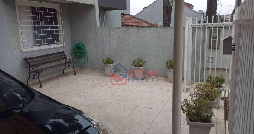 Sobrado à venda no bairro Gralha Azul – Fazenda Rio Grande