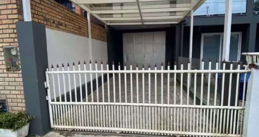 Casa com 5 dormitórios à venda, 160 m² por R$ 958.000,00 - Gravatá - Navegantes/SC