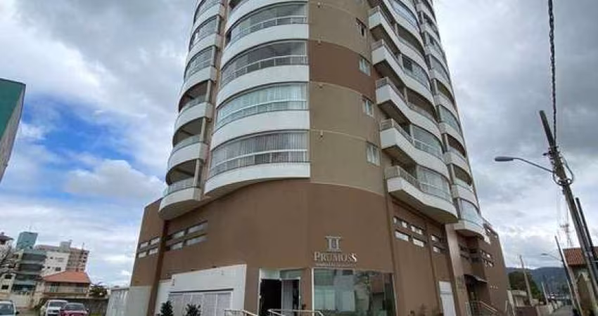 Apartamento com 2 dormitórios para alugar, 74 m² por R$ 3.630,00/mês - Gravatá - Navegantes/SC