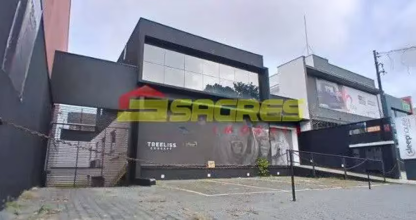 Prédio Comercial 336 m² no Tucuruvi por R$ 20.000,00.