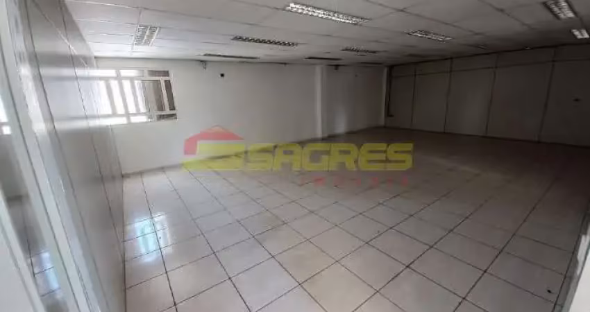 Prédio com 10 salas para alugar na Rua Alferes Magalhães, 256, Santana, São Paulo