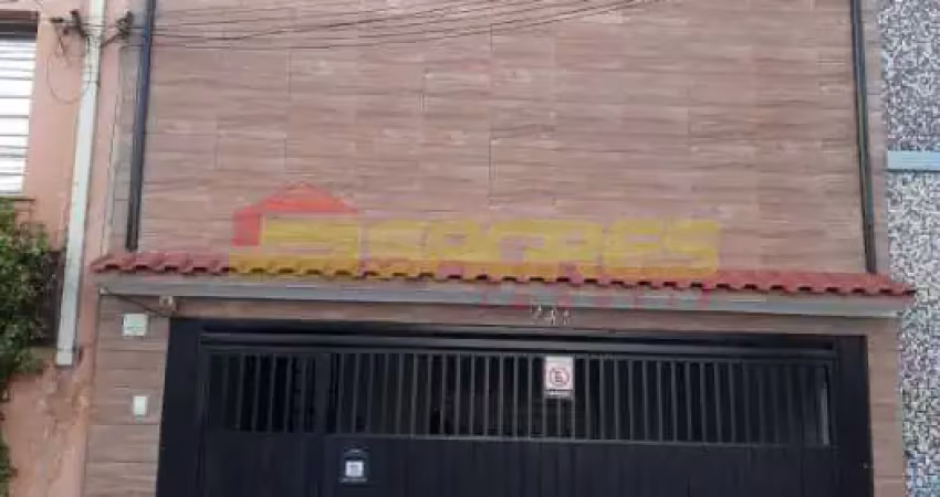 Sobrado com 6 Quartos à Venda, 150m²