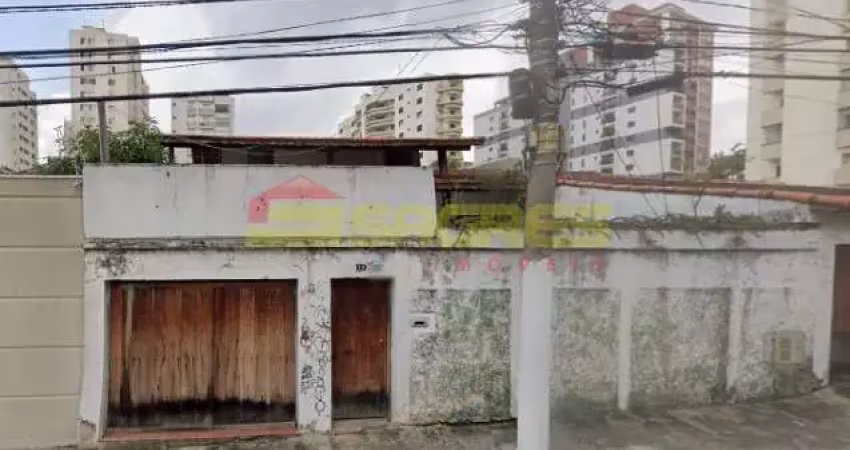 Terreno com casa velha à venda - 824m² por: r$ 4.000.000,00