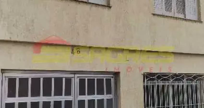 Casa com 3 quartos para alugar na Rua Antônio Magalhães, 46, Vila Paiva, São Paulo