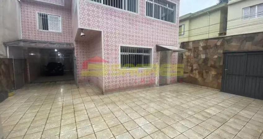 Sobrado com 04 dormitórios - 270m² por r$ 1.650.000,00