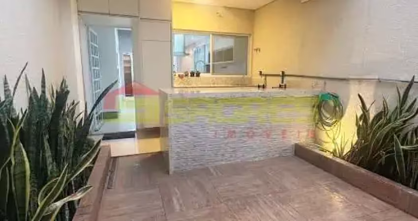 Casa com 3 quartos para alugar na Rua Casa Forte, 764, Água Fria, São Paulo