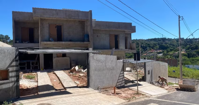 casa com 2 quartos,sendo 1 suite,lavabo/Sala, cozinha integradas  Lavabo/ Área gourmet