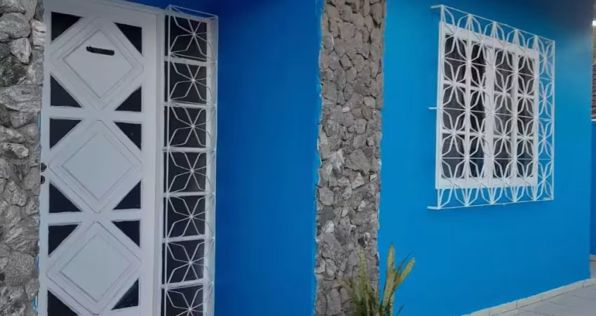 Casa com 3 quartos à venda na Rua Peru, Nações, Balneário Camboriú