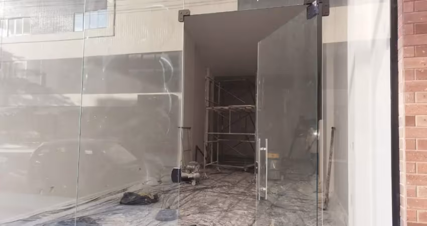 Ótima sala para locação anual no bairro nações. prédio em fase final de conclusão