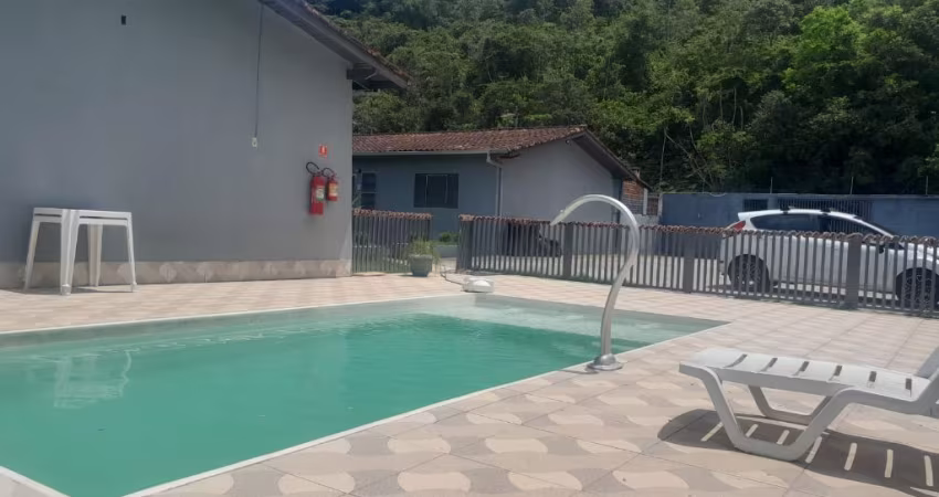 Casa em Condomínio na Martin de Sá - Caraguatatuba/SP
