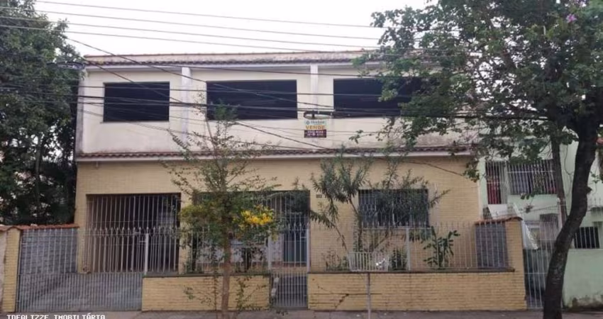 Casa para Venda em Volta Redonda / RJ no bairro Colina