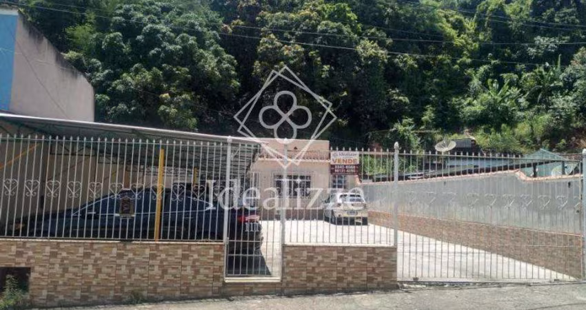 Casa para Venda em Volta Redonda / RJ no bairro 249